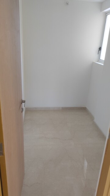 Room in 3 BHK Apartment at Lodha Bella Vita, Nibm Road – for Rent