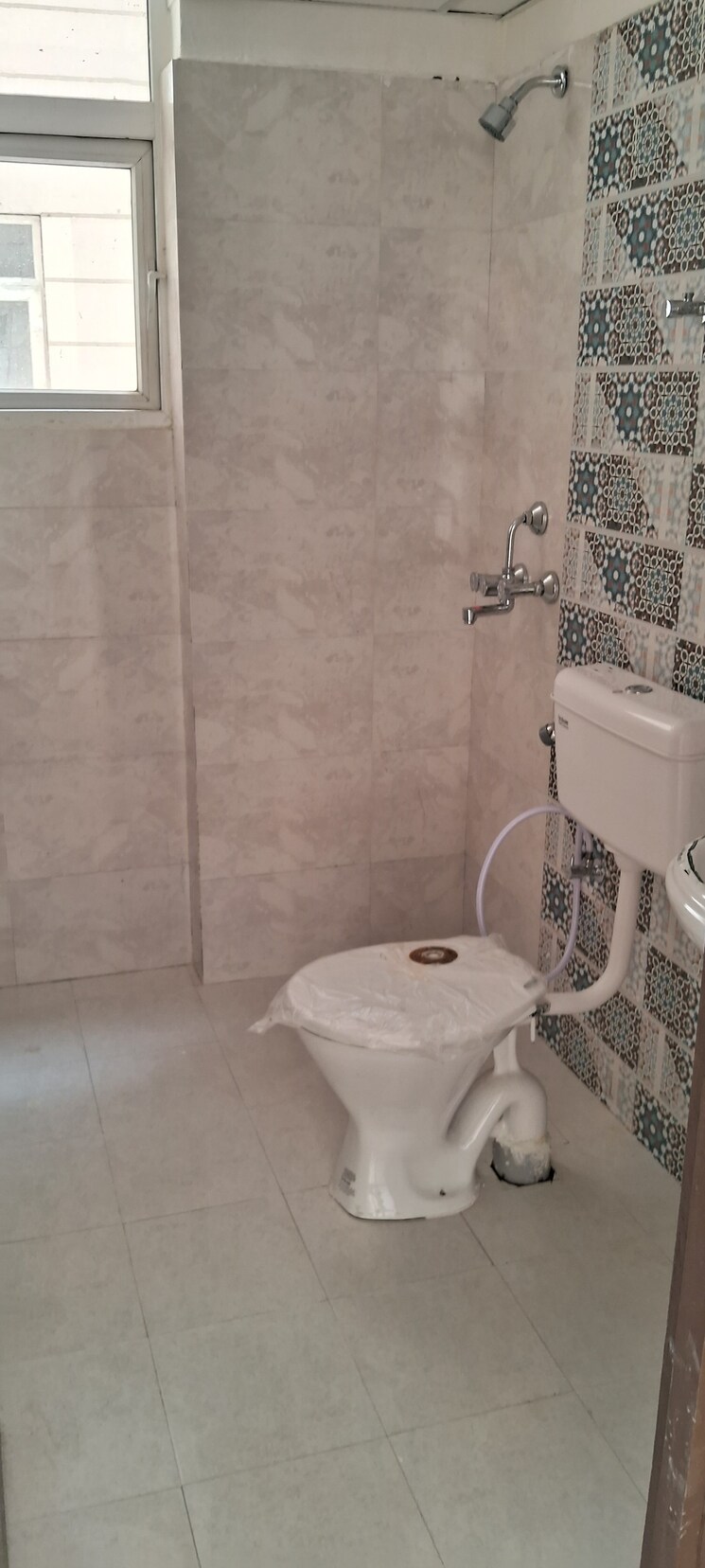 Bathroom, signature-global-proxima 2 Bedroom 665 Sq.Ft. Apartment In Sector 89 Gurgaon 8755139