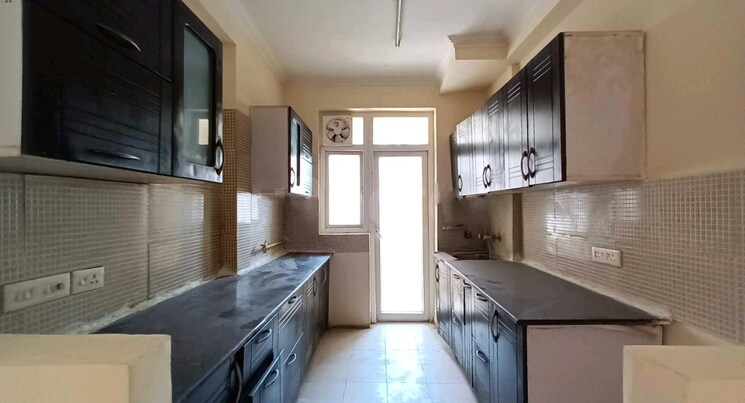 Kitchen, amrapali-silicon-city 3 Bedroom 1420 Sq.Ft. Apartment In Sector 76 Noida 8755143