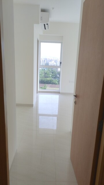 Room in 3 BHK Apartment at Lodha Bella Vita, Nibm Road – for Rent