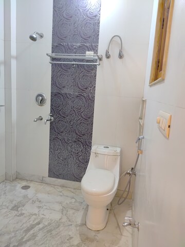 Bathroom in 2 BHK Builder Floor at RWA Apartments Sector 47, Sector 47 – for Rent