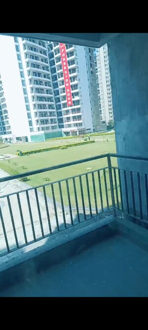 1 BHK Apartment For Sale in Cosmos Express 99, Sector 99