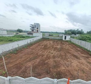  Plot For Sale in Laxman Vihar Phase 2