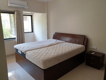 Bedroom in 3 BHK Apartment at Juhu – for Rent