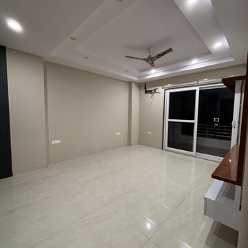 3 BHK Builder Floor For Rent in Sector 43