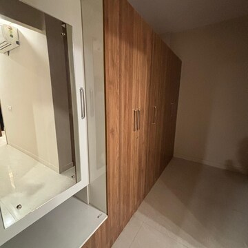 Bathroom in 3 BHK Builder Floor at Sector 43 – for Rent
