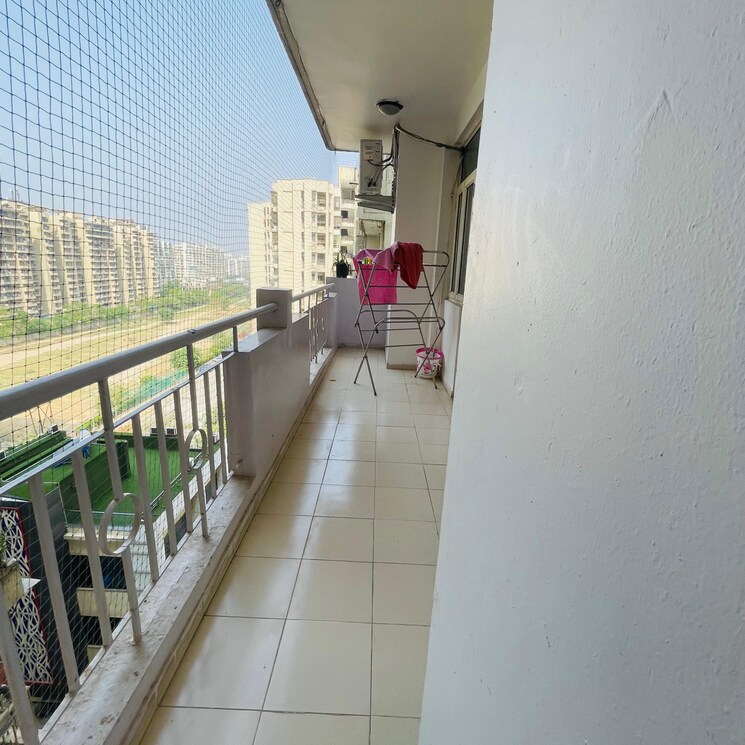 Balcony, kw-srishti-phase-ii 2 Bedroom 1000 Sq.Ft. Apartment In Raj Nagar Extension Ghaziabad 8755283