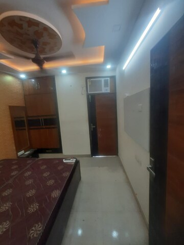 Room in 1 BHK Builder Floor at Rohini Sector 7 – for Rent