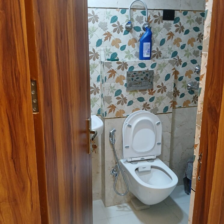 Bathroom, kw-srishti-phase-ii 3 Bedroom 1485 Sq.Ft. Apartment In Raj Nagar Extension Ghaziabad 8755318