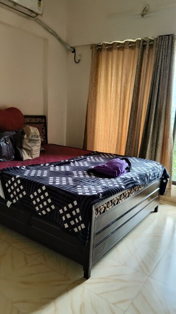 Bedroom in 1 BHK Apartment at Ajay Apartment, Santacruz West – for Rent