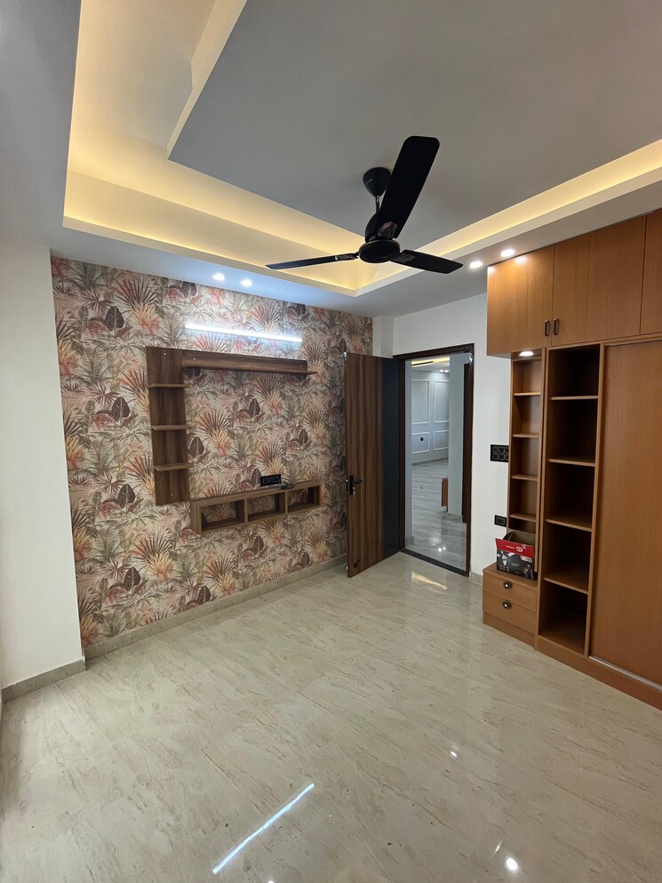 Room, gms road 3 Bedroom 1800 Sq.Ft. Builder Floor In Gms Road Dehradun 8755375