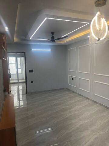 Room in 3 BHK Builder Floor at Gms Road – for Sale