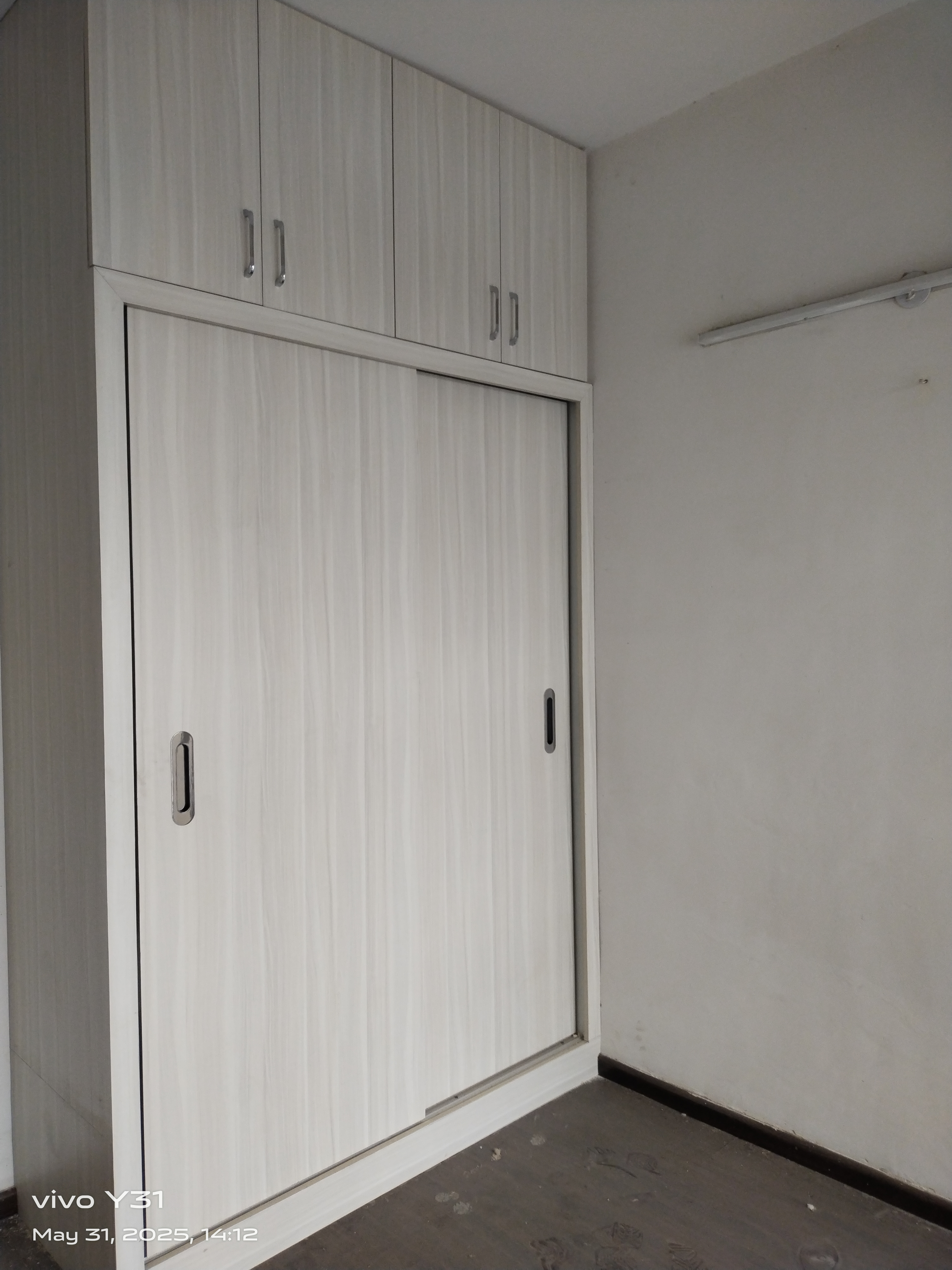 2.5 BHK + Study Room Apartment For Rent in Mahagun Mywoods
