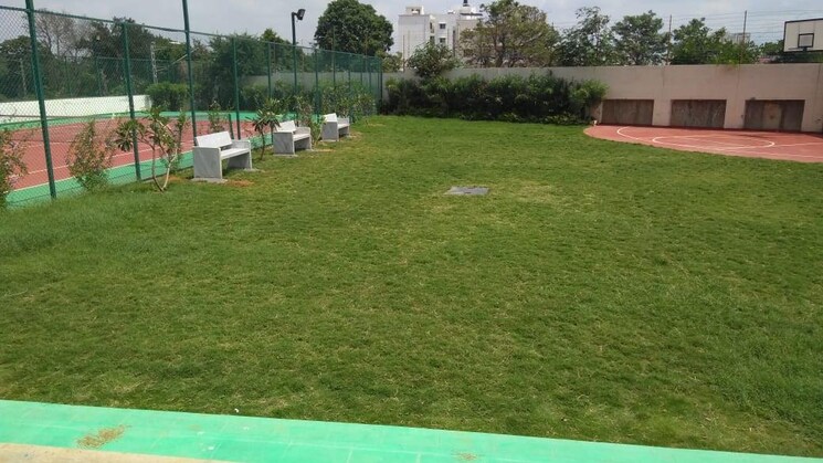 Garden, monarch-serenity  1540 Sq.Ft. Plot In Thanisandra Main Road Bangalore 8755466