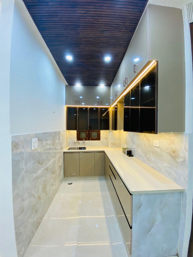 Kitchen, smart-lane 3 Bedroom 112 Sq.Mt. Builder Floor In Niti Khand Ghaziabad 8755494