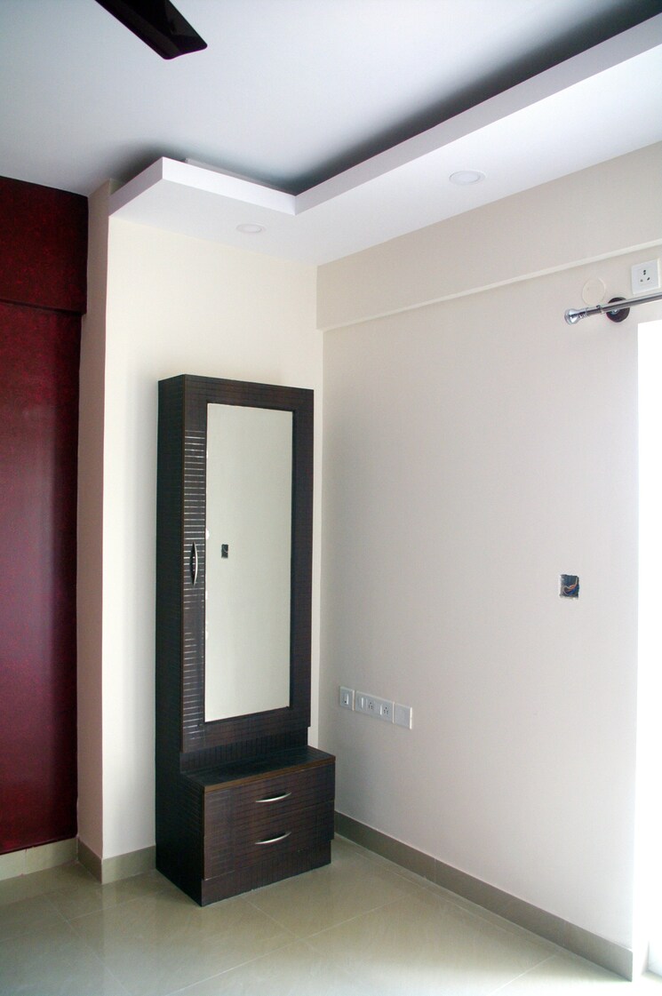 undefined, monarch-serenity  1540 Sq.Ft. Plot In Thanisandra Main Road Bangalore 8755466