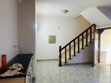 Staircase in 6 BHK Independent House at Sector 43 – for Sale