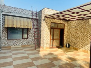  6 BHK Independent House at Sector 43 – for Sale