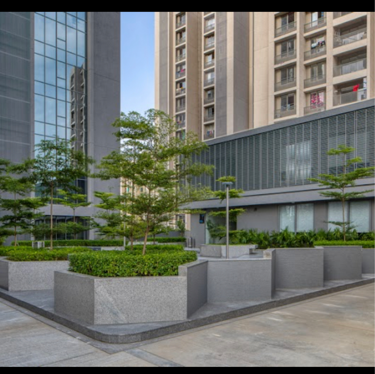 Office Space For Sale in Arista Business Center 