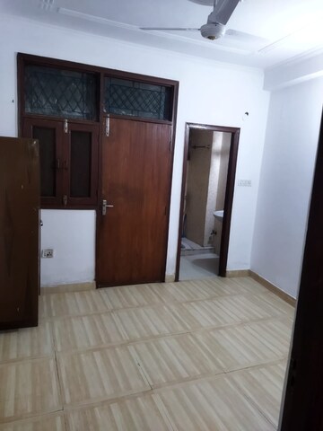 Room in 1 BHK Builder Floor at Freedom Fighters Enclave – for Rent