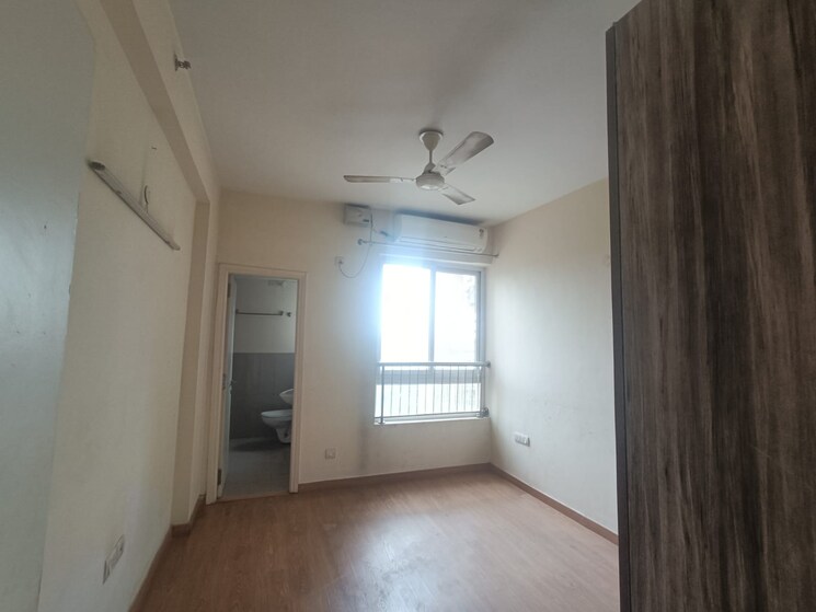 Room, emaar-palm-gardens 3 Bedroom 1720 Sq.Ft. Apartment In Sector 83 Gurgaon 8755628