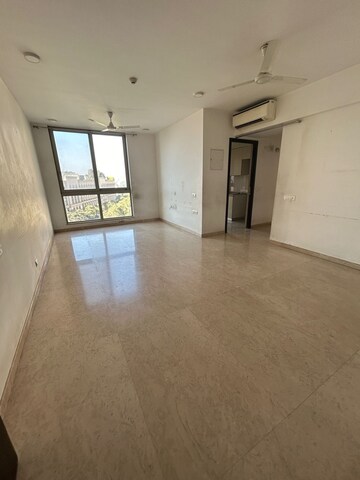 Room in 2 BHK Apartment at Hiranandani Zen Atlantis, Powai – for Rent