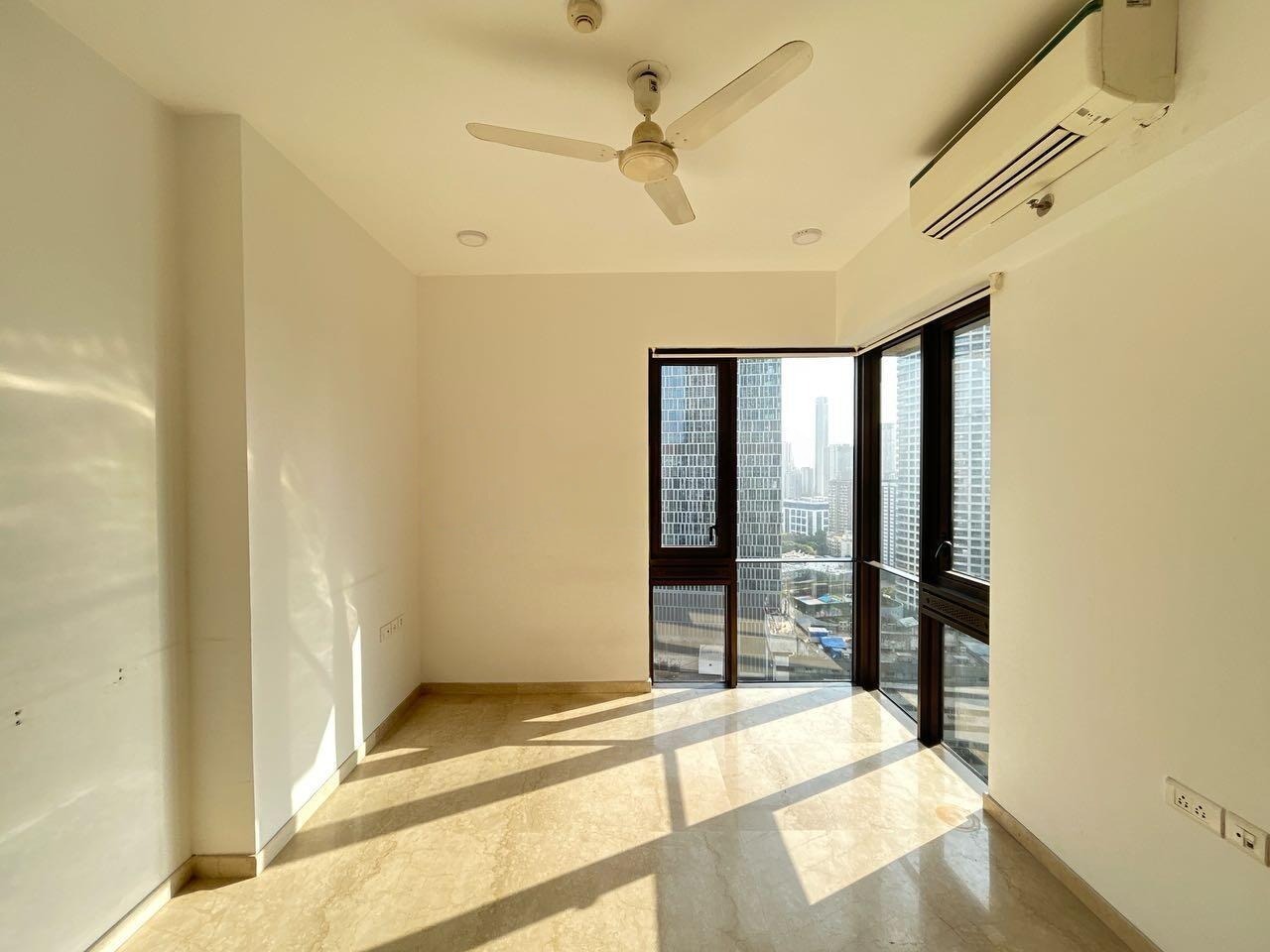 2 BHK + Servant Room 893 Sq.Ft. Apartment in Lodha The Park Trump Tower