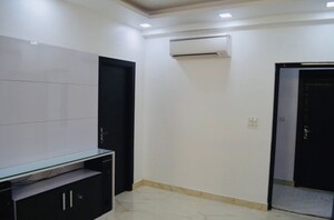 Room in 3 BHK Builder Floor at Unibera Swarn Ganga Apartments, Vasundhara Sector 6 – for Sale