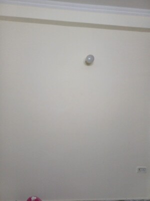 Furnished Amenities in 3 BHK Builder Floor at Shakti Khand iv – for Sale