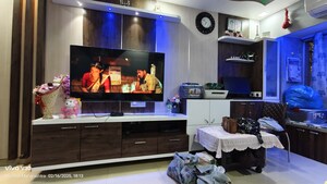 Bedroom in 1 BHK Apartment at Silver Bells CHS, Dahisar West – for Sale