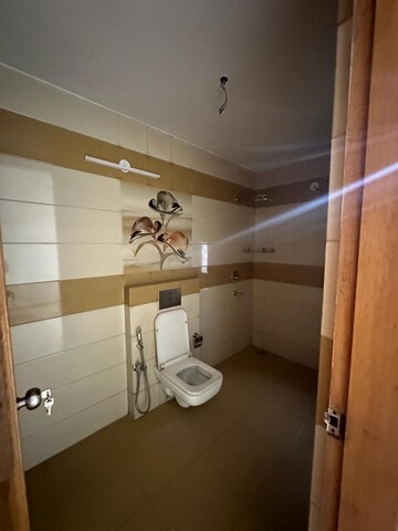 Bathroom in 5 BHK Independent House at RWA Apartments Sector 39, Sector 39 – for Rent