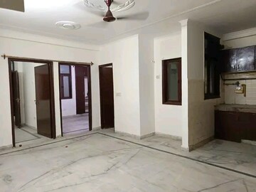 2 BHK Builder Floor For Rent in Saket