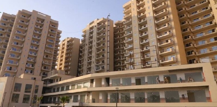 Exterior View, emaar-gurgaon-greens 3 Bedroom 1650 Sq.Ft. Apartment In Sector 102 Gurgaon 8755881