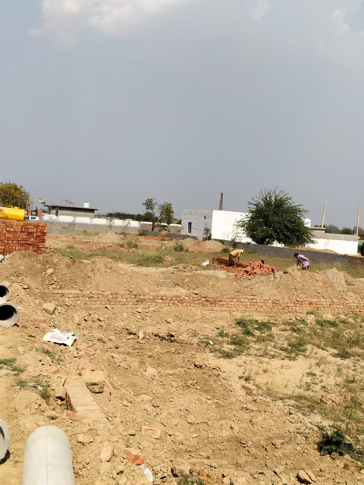Plot For Sale in Sector 17B Yamuna Expressway