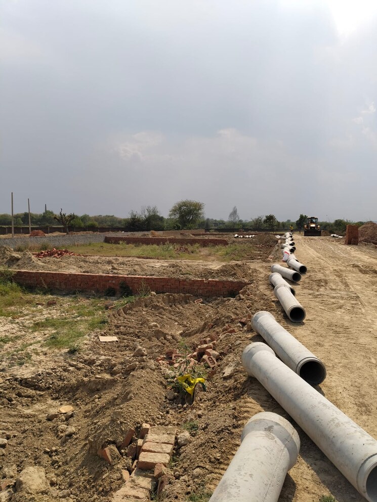 undefined, sector 17b yamuna expressway  100 Sq.Yd. Plot In Sector 17b Yamuna Expressway Greater Noida 8756017