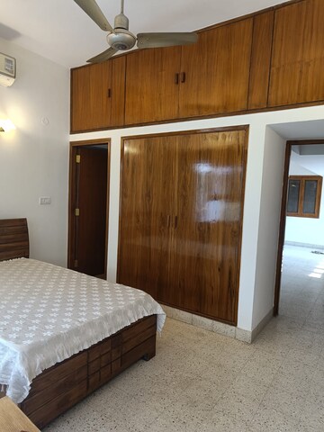 Bedroom in 3 BHK Builder Floor at Jor Bagh – for Rent