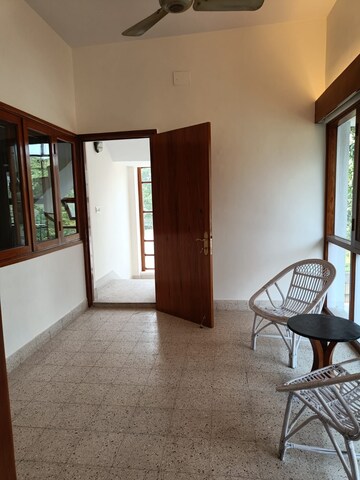 Bedroom in 3 BHK Builder Floor at Jor Bagh – for Rent