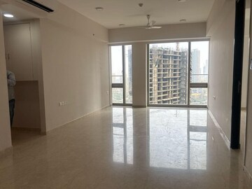 Room in 2 BHK Apartment at Lodha Kiara, Worli – for Rent