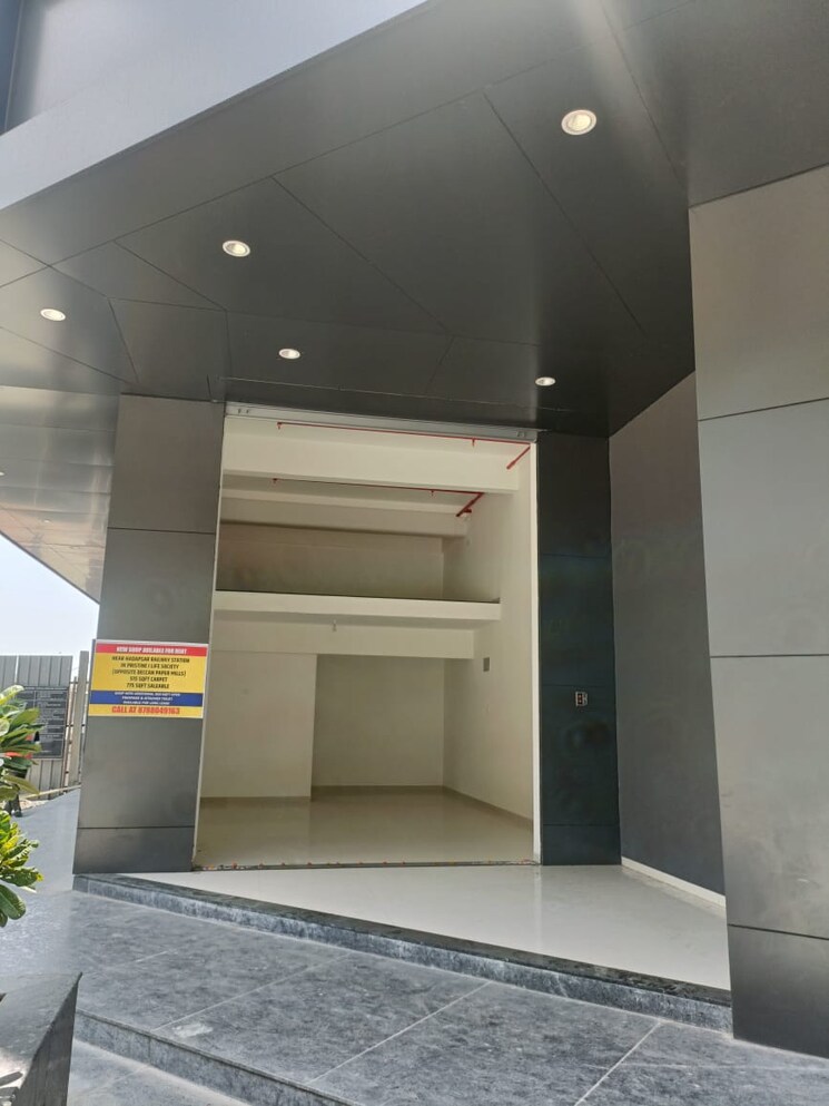undefined, hadapsar Commercial Shop 515 Sq.Ft. In Hadapsar Pune 8756049