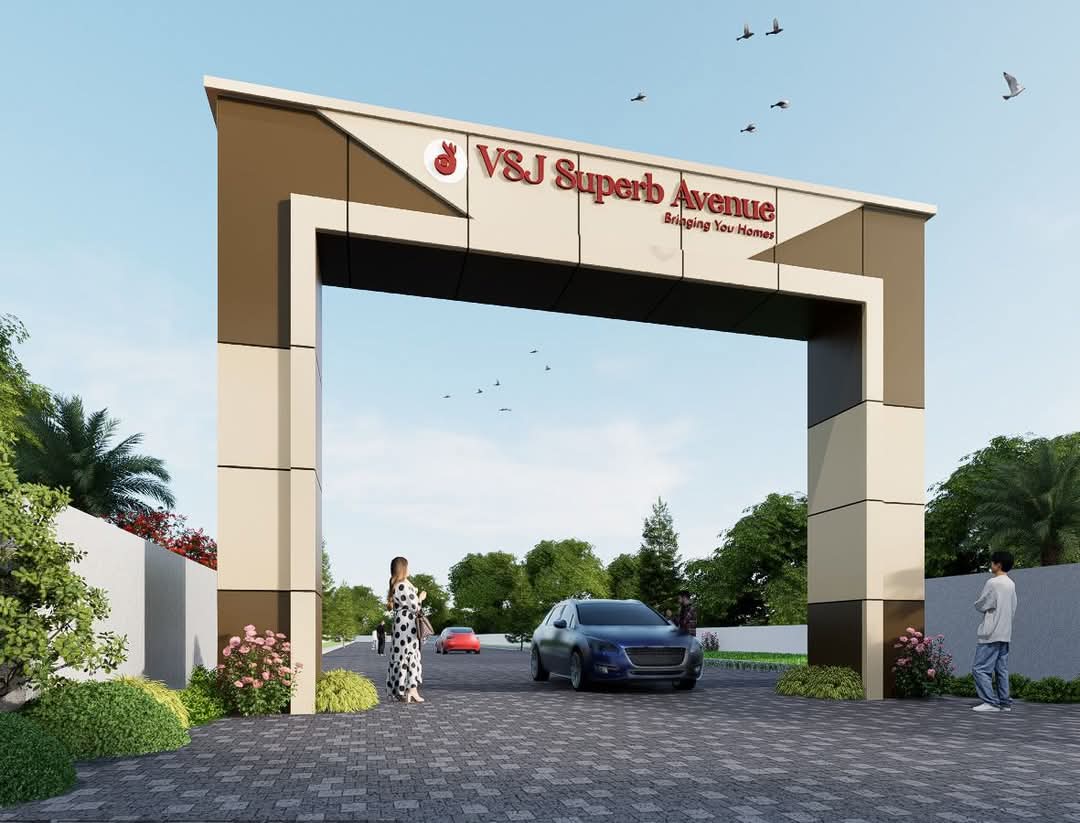 Plot For Sale in Express Avenue 