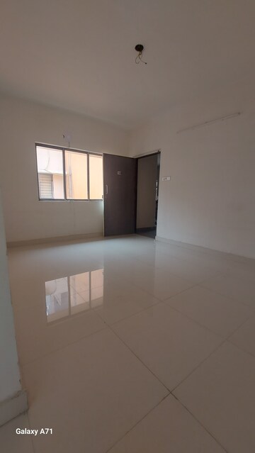 Room in 3 BHK Apartment at DTC Southern Heights, Joka – for Sale
