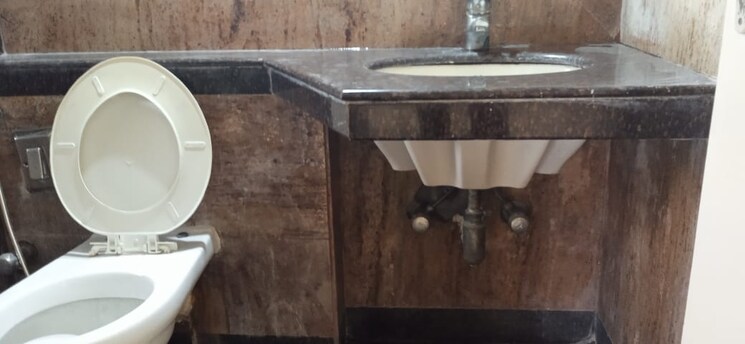 Bathroom, goyal-lakshchandi-heights 3 Bedroom 1890 Sq.Ft. Apartment In Goregaon East Mumbai 8756148