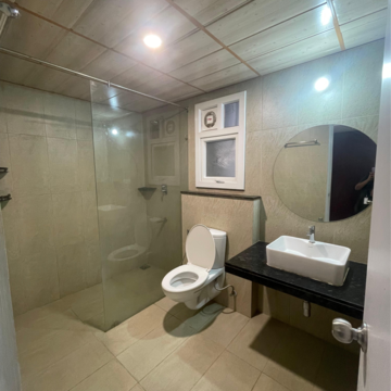 Team Area in 3.5 BHK Villa at Financial District – for Rent