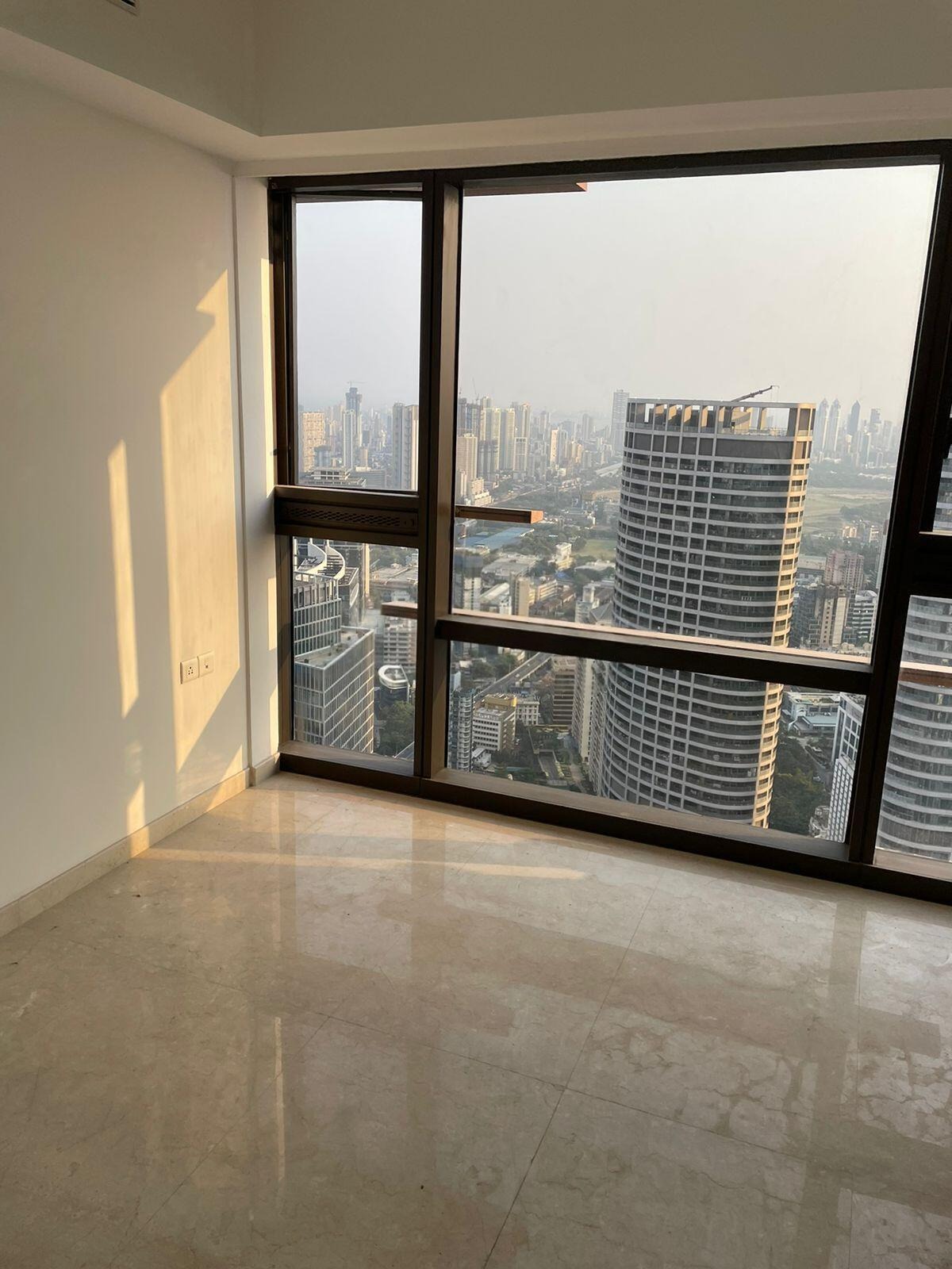 4 BHK + Servant Room Apartment For Sale in Lodha Marquise