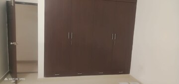Furnished Amenities in 3.5 BHK Builder Floor at Rohtas Presidential Arcade, Vibhuti Khand – for Rent