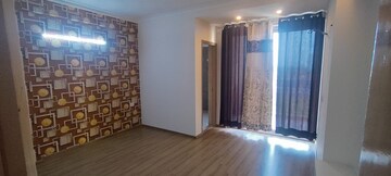 Room in 3 BHK Apartment at Emaar Gurgaon Greens, Sector 102 – for Rent