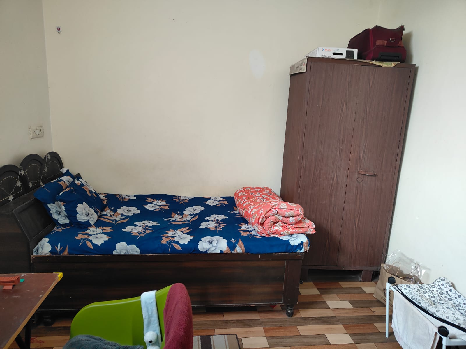 1 RkApartment For Rent in Saket