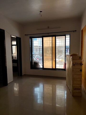 Room in 1 BHK Apartment at Veena Saraswati Complex, Vasai East – for Rent
