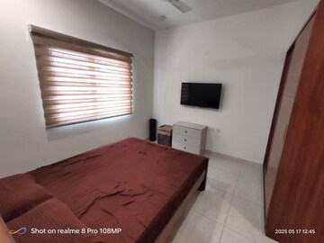 Room in 2 BHK Apartment at Prestige High Fields, Gachibowli – for Rent