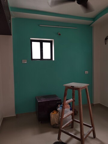 Furnished Amenities in 1 BHK Apartment at Veena Saraswati Complex, Vasai East – for Rent